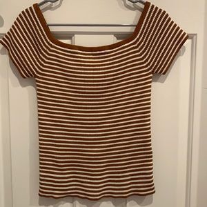 *SOLD* Madewell Off the Shoulder Short Sleeve Light Sweater Top